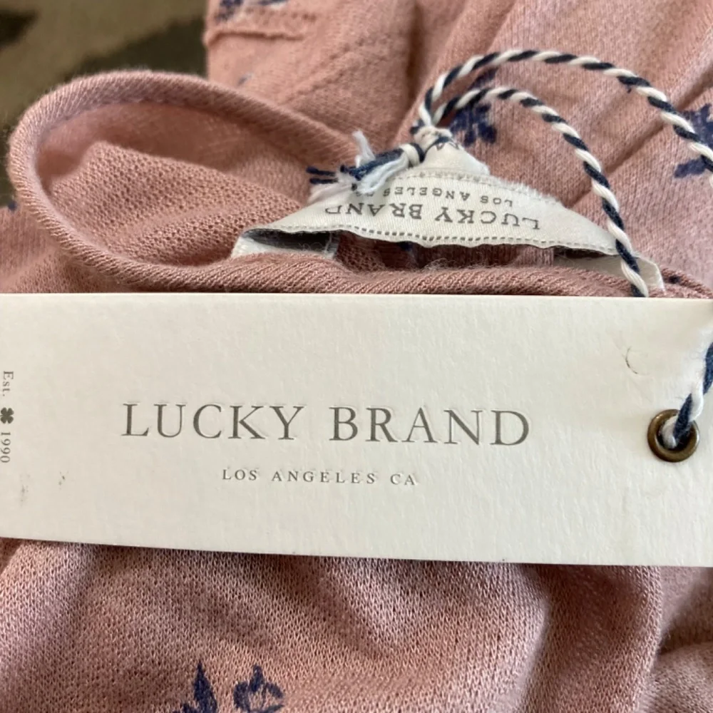 Lucky Brand Floral Smock Tunic Top size Medium - Picture 7 of 9